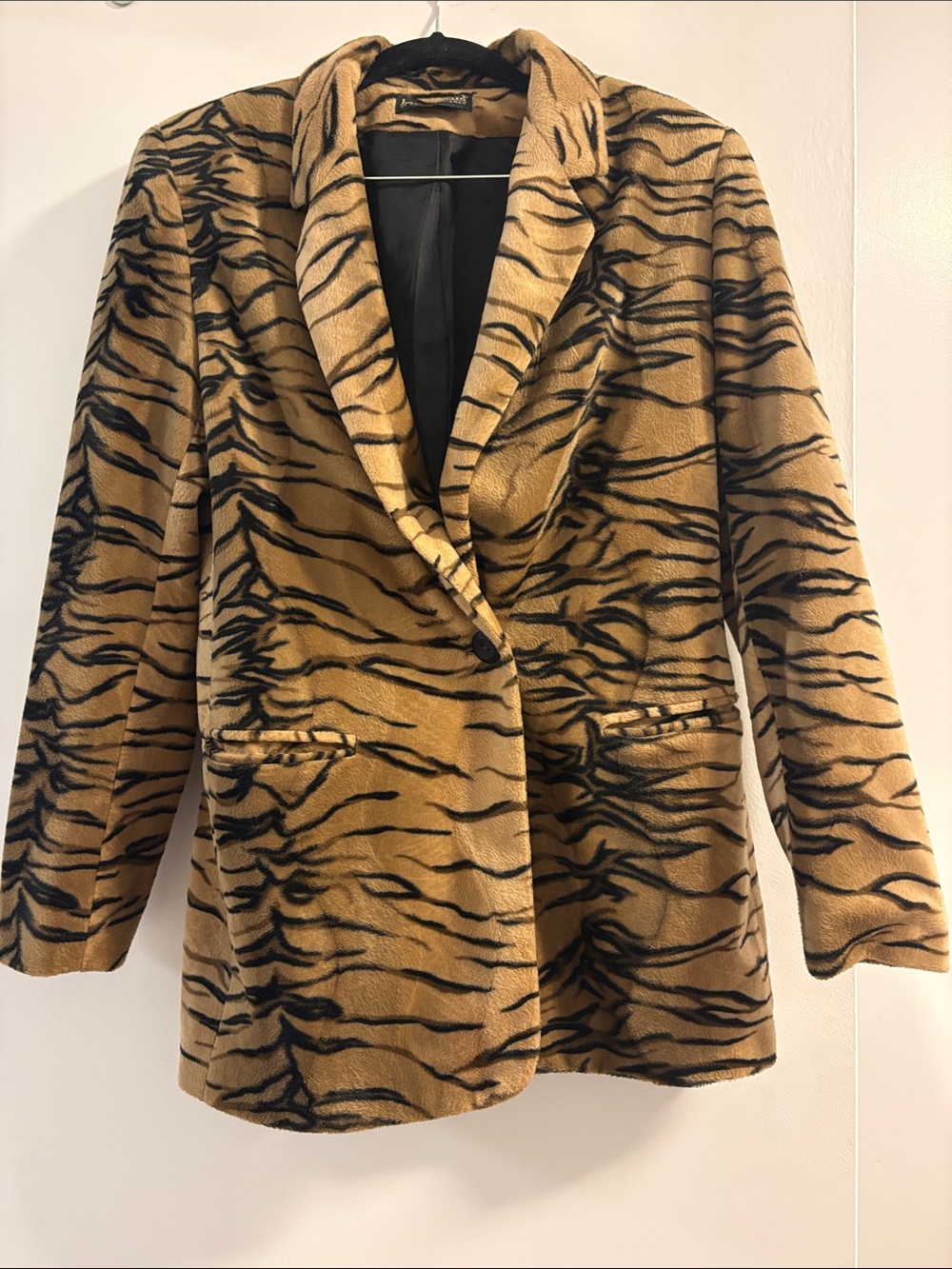 Tiger-Print Faux Fur Blazer Jacket - Tan/Black